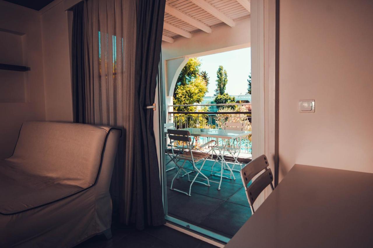 Muskebi Apart Otel Ортакент Екстериор снимка