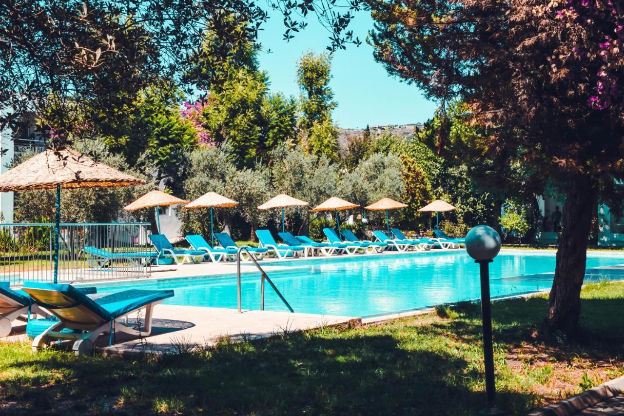 Muskebi Apart Otel Ортакент Екстериор снимка