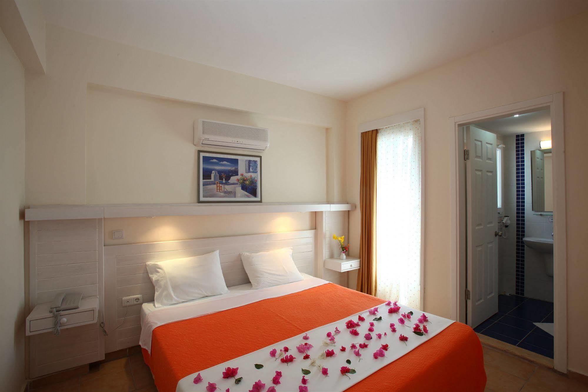 Muskebi Apart Otel Ортакент Екстериор снимка